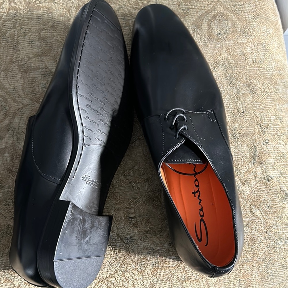Santoni Black Oxfords with Polished Leather and Traditional Lace-Up Closure - Picture 4 of 4